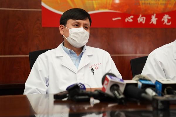 张文宏医生担任南京抗疫顾问，科学力量再注疫情防控一线