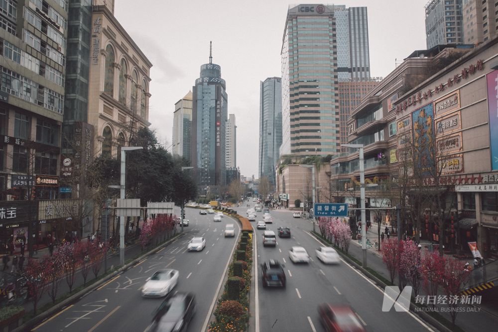 成都风险降低，精准防控下的城市复苏之路