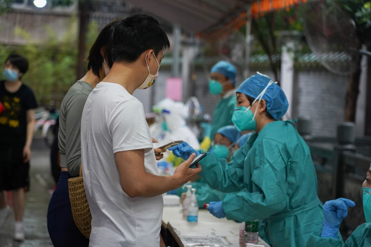 广州战疫告捷！全域重回低风险，烟火气正回归