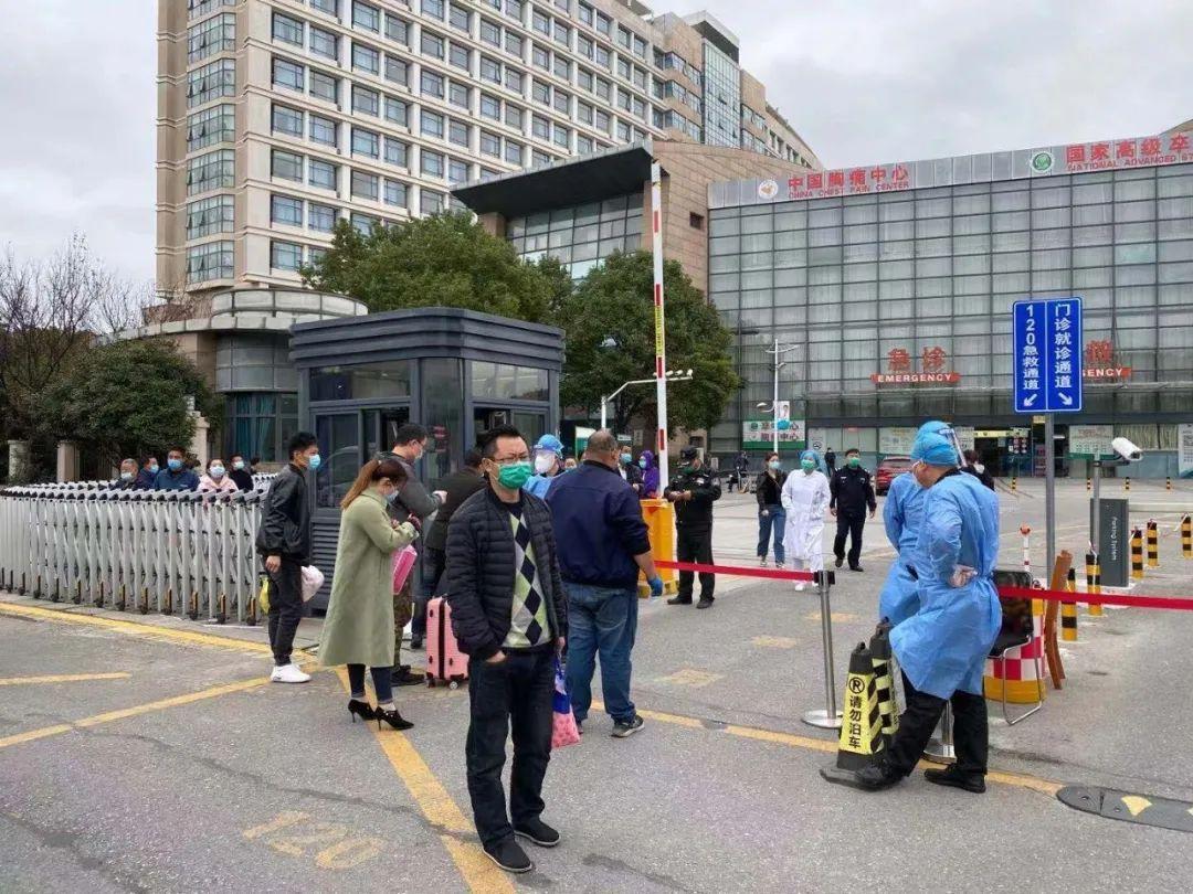 上海核酸检验，一座城市的守护与温度