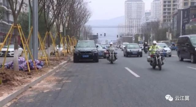 宝山疫情整治显成效，宝安公路218号焕新颜