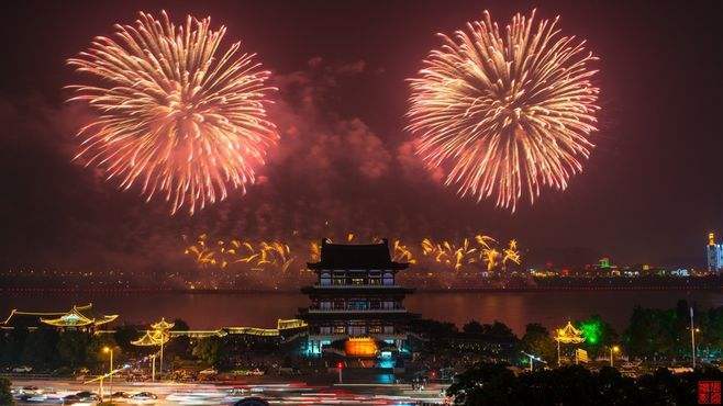 成都疫情解封，烟火重归处的坚守与希望