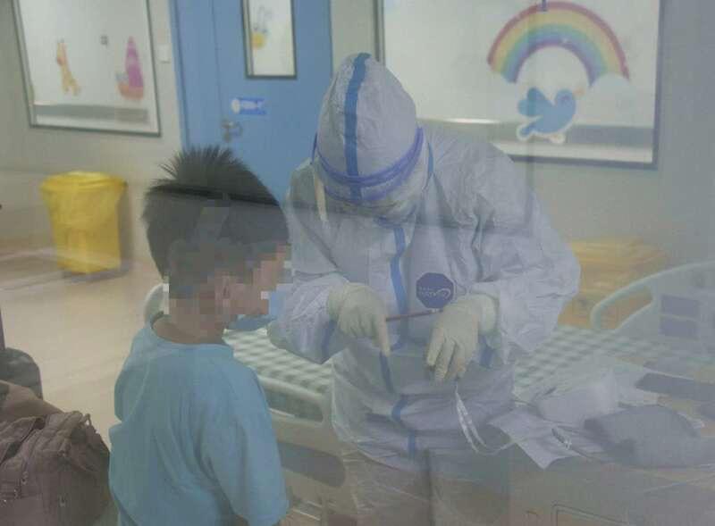 陕西11岁新冠确诊儿童的背后，一座城市的紧急响应与温情守护