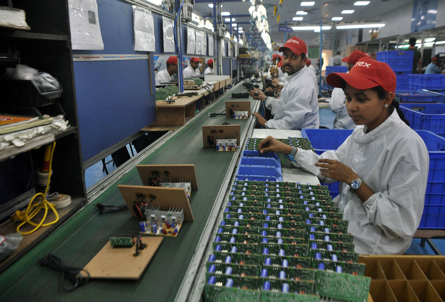 富士康是什么类型的厂？解析全球电子制造巨头的商业模式