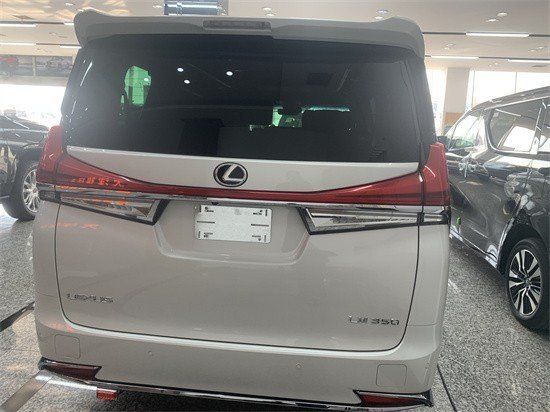 凌志350商务车,豪华与实用的完美融合 凌志350商务车,豪华与实用的完美融合