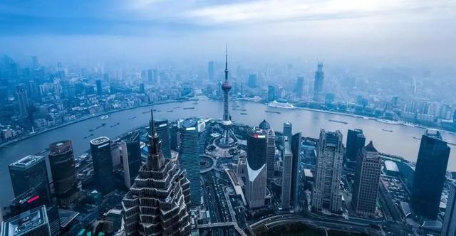 按下快进键的上海，全面复工复产，重燃城市引擎