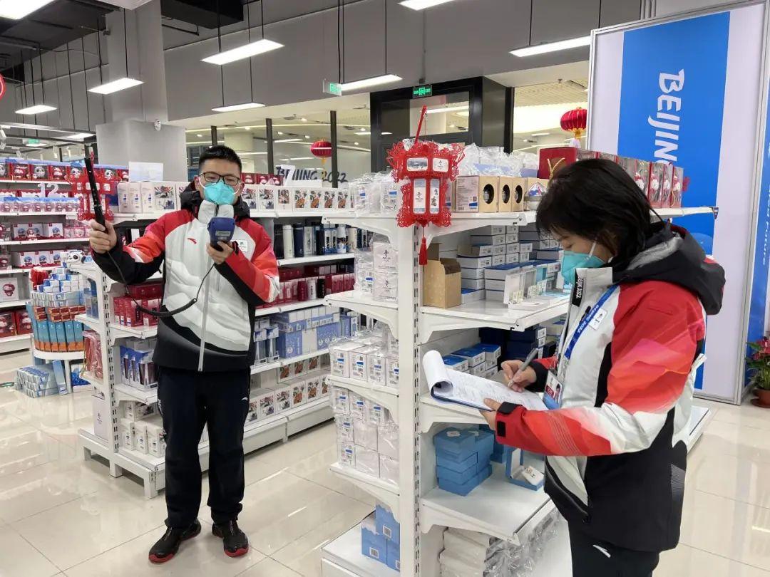 北京疫情面临严峻挑战，上千人感染可能性引发高度关注