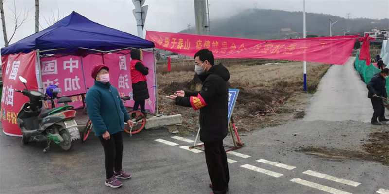 筑牢疫情防线，守护万家安宁—巴彦县兴隆镇疫情防控电话的使命与担当