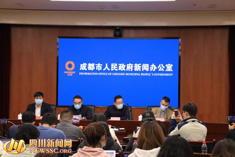 四川新增省内感染者1312例，疫情防控面临新一轮挑战