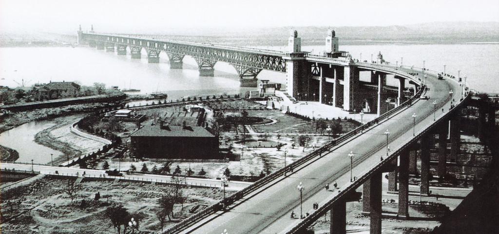 南京机场航班表，连接世界的空中桥梁