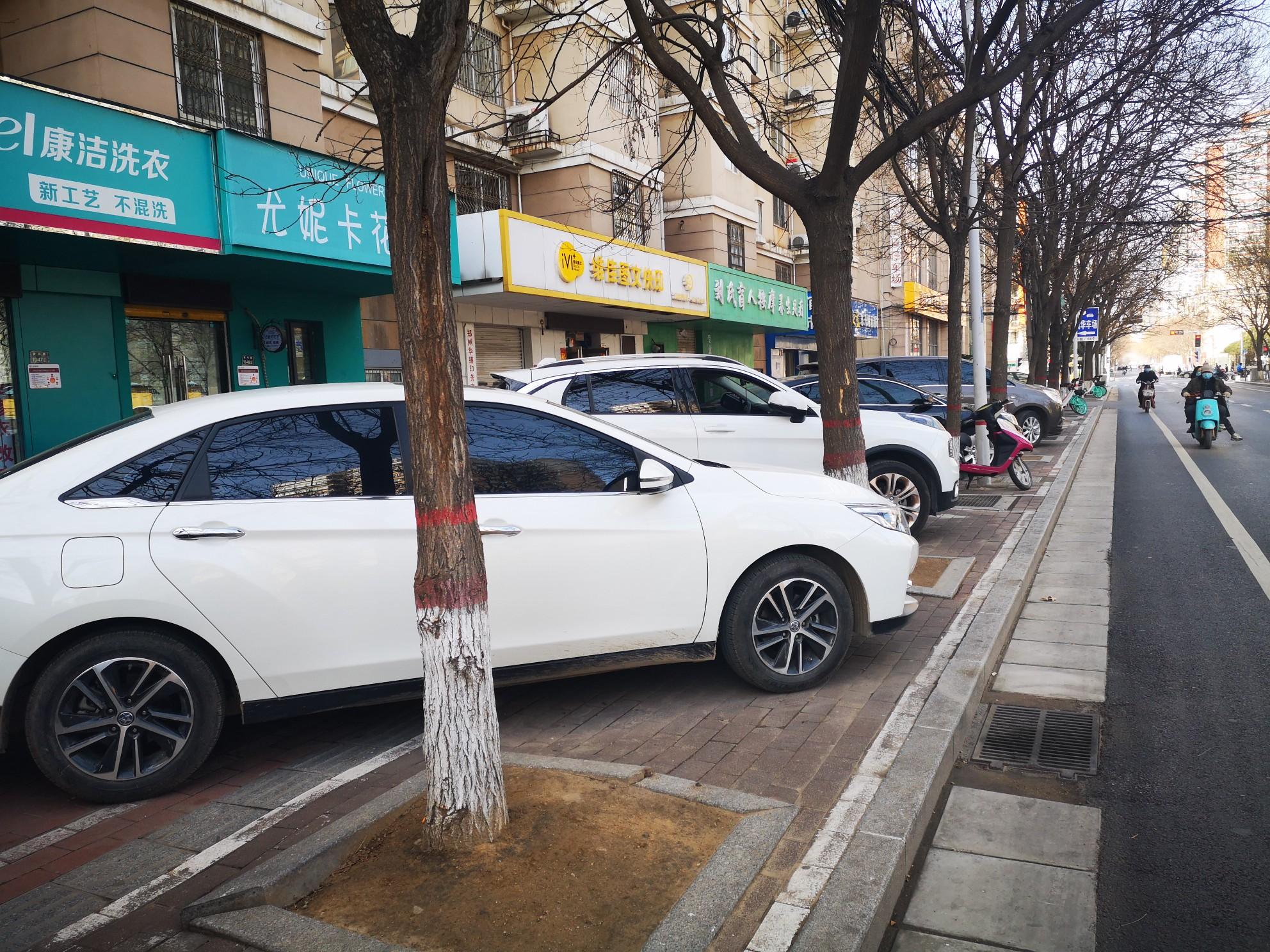 郑州部分区域实行封闭管理，以非常之举应对非常之疫