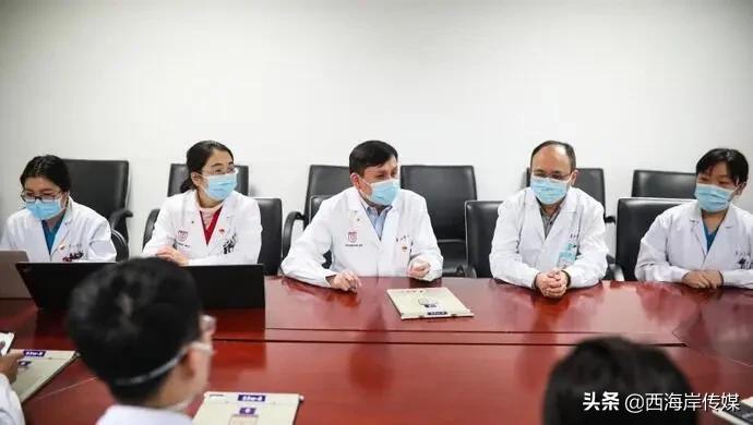 张文宏凌晨发文解析南京疫情，民众需警惕防疫外衣下的诈骗新套路