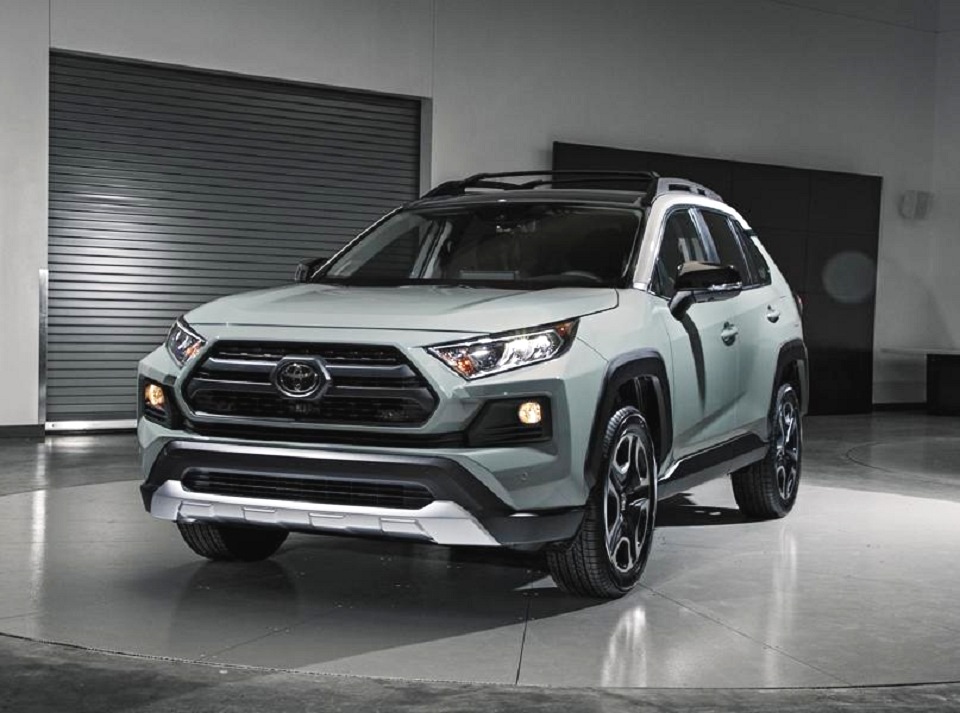 一汽丰田RAV4荣放价格解析，性价比与市场竞争力分析