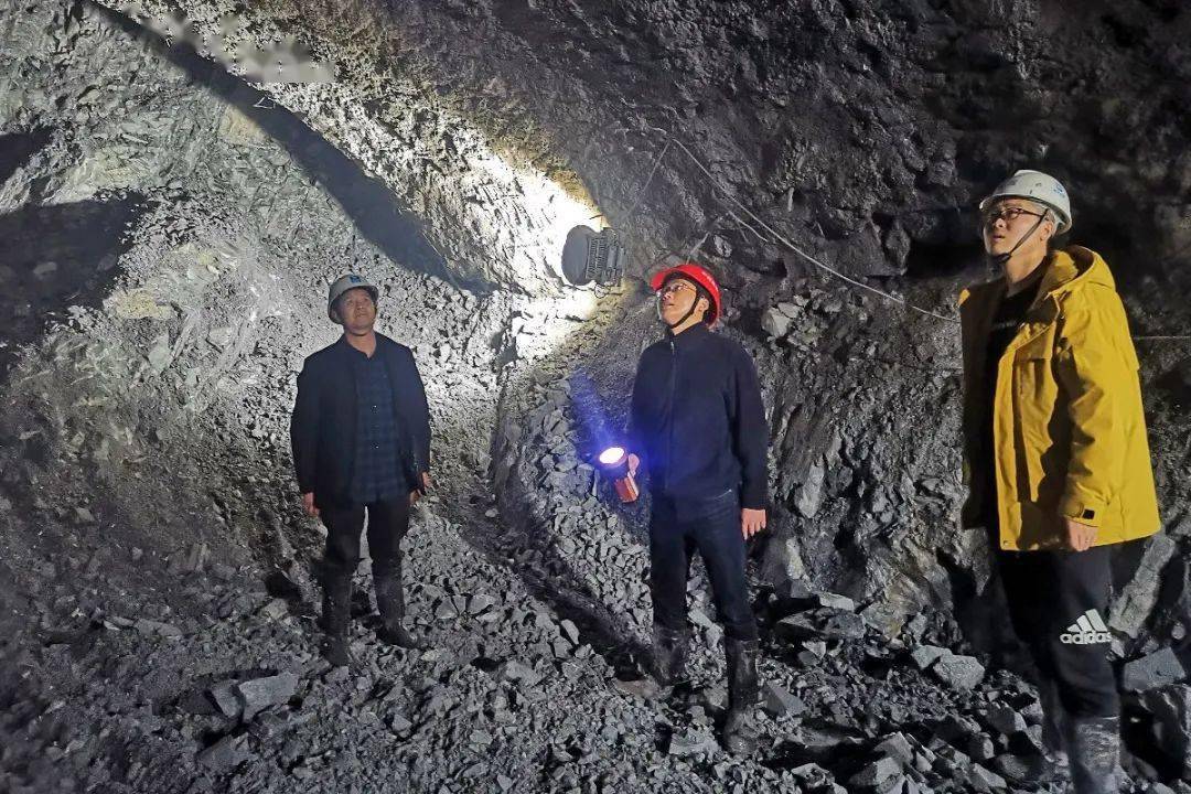 佛山封闭封控区域，以坚守筑起安全防线