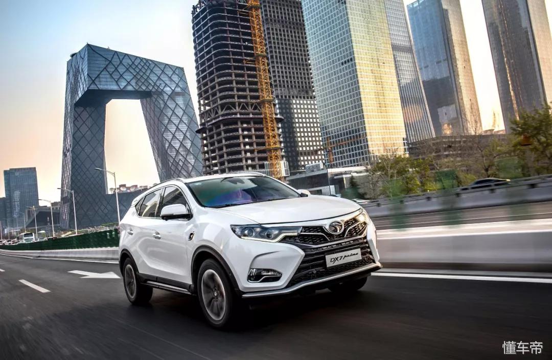 意大利单日新增4585例，疫情反弹敲响秋冬防疫警钟