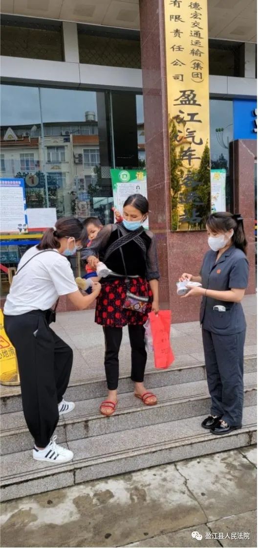 瑞丽封城，2021年3月30日的抗疫抉择与边境之困