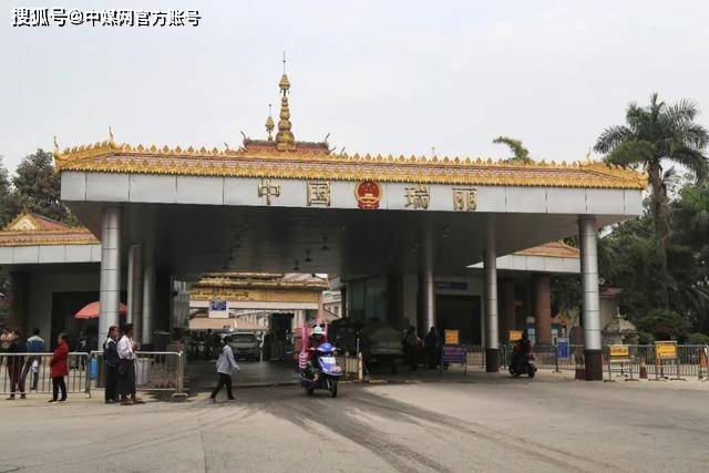 瑞丽封城，2021年3月30日的抗疫抉择与边境之困