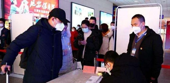 进一步优化防疫新十条措施，科学精准防控，筑牢人民健康屏障