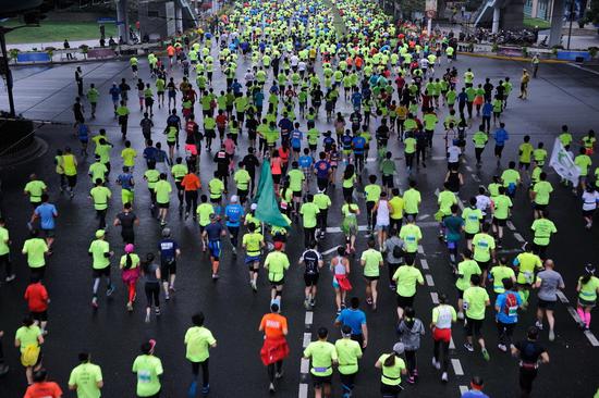 2020春运会,一场与病毒赛跑的全民迁徙 2020春运会,一场与病毒赛跑的全民迁徙