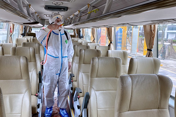 南京禄口机场目前正常运行，旅客出行需留意最新动态