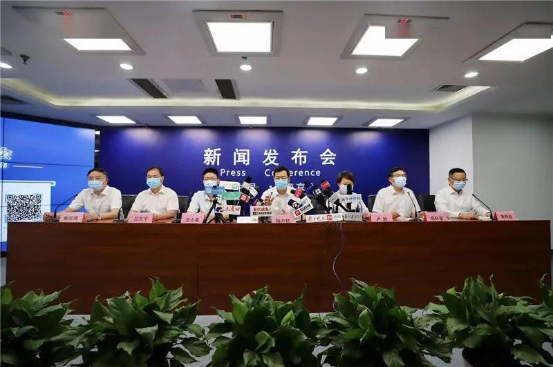 南京禄口全域升级高风险，一场与病毒赛跑的全民防控战