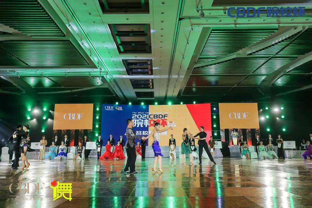 160天封锁，那座被时间凝固的城市记忆