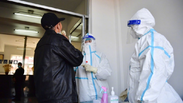 哈尔滨首轮核酸检测发现29例阳性，疫情防控再响警钟