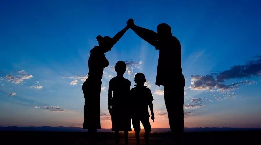 11月25日，一个承载多重意义的日子