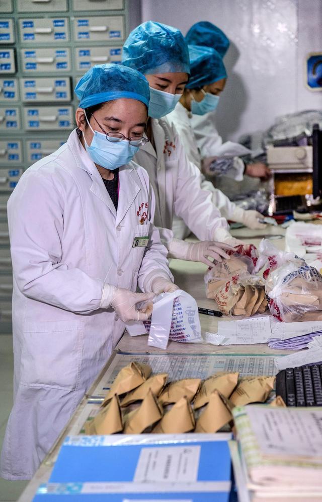 新冠真的没有特效药吗？从特效二字看抗疫真相