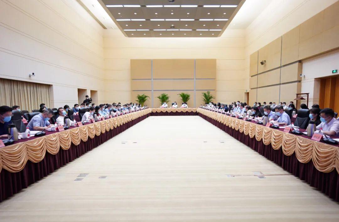 全国16个中风险地区，疫情防控下的精准阻击