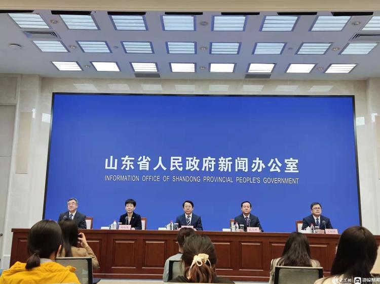 人民至上 生命至上—疫情发生以来各级党委和政府高度重视疫情防控纪实