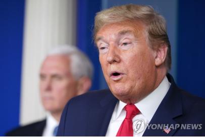 韩国军营拉响防疫警报，11名军人确诊新冠病毒，紧急强化防控措施