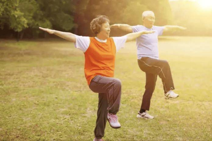 阳后肺炎人群约占8%康复期放松需谨慎，适度游戏可调节身心