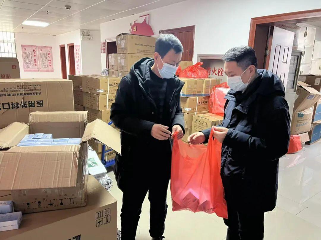 洞悉疫情脉搏，新型冠状病毒地图实时更新的力量与意义