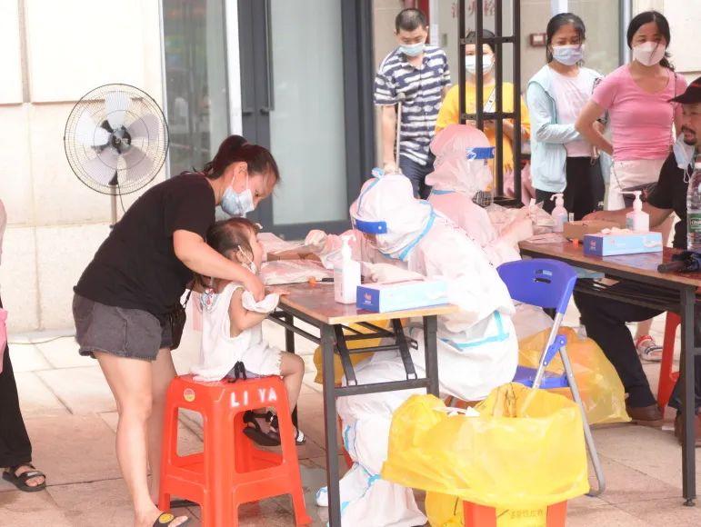 当核酸检测呈阳性之后，一对夫妻的隔离日记与抗疫启示