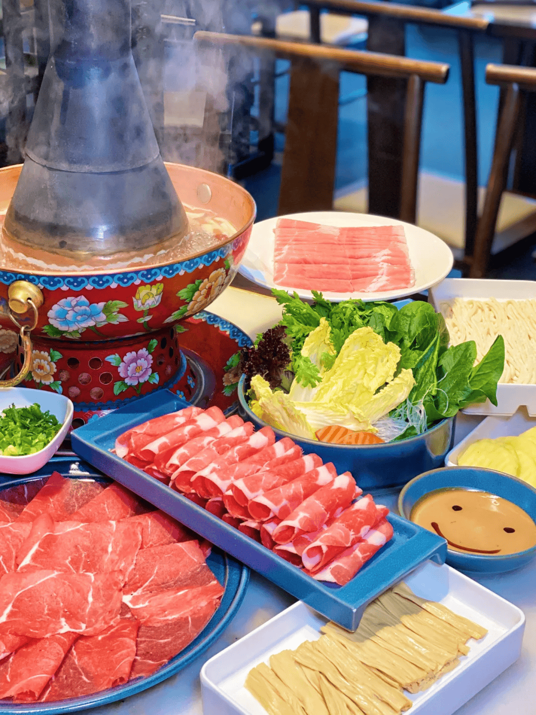 新冠期间可以吃涮羊肉吗？科学饮食与健康防护指南