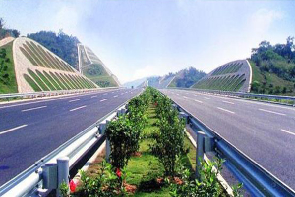 五一假期高速公路免费通行指南，免高速费吗？哪天开始？