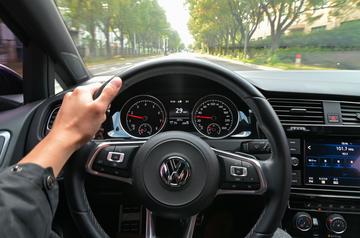 二手高尔夫R-Line，当理性与激情在方向盘上相遇