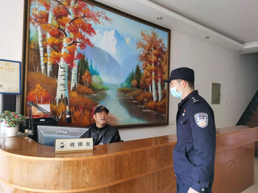 筑牢疫情防线，中高风险区域内部人员原则上不流动