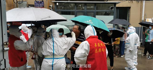 桥西区，疫情阴霾下的坚守与温情