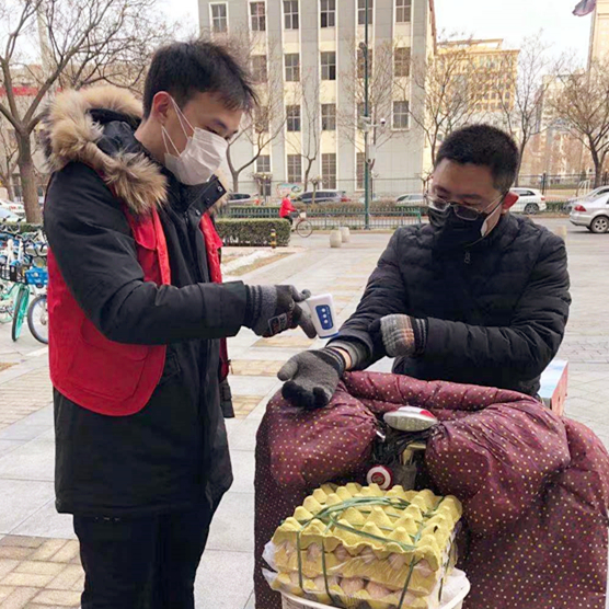 桥西区，疫情阴霾下的坚守与温情