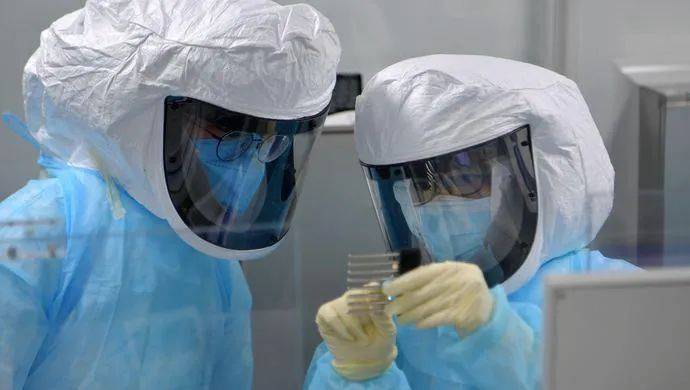 北京变异新冠，挑战与应对