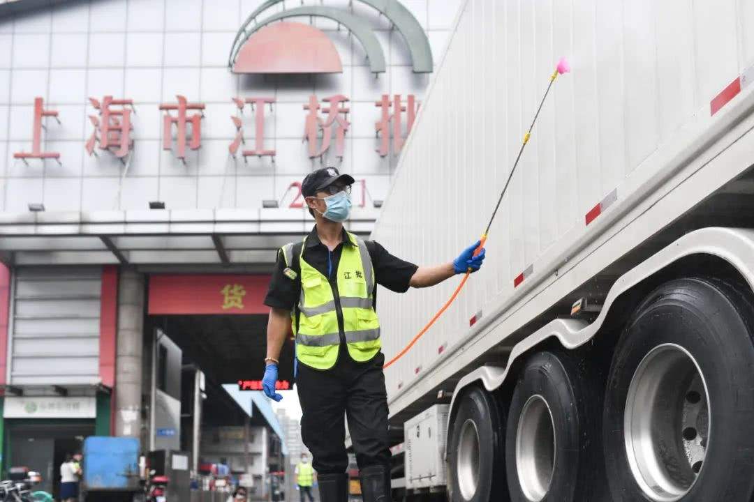 上海为什么封高速，疫情防控与城市安全的必要之举