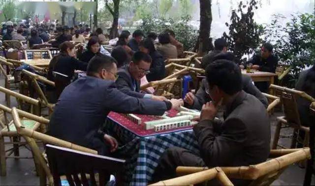 麻将声停，扬州城醒—一场牌桌外的抗疫之战