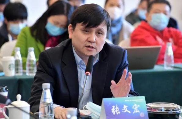 张文宏，新冠病毒转为常驻病毒，我们该如何应对新常态？