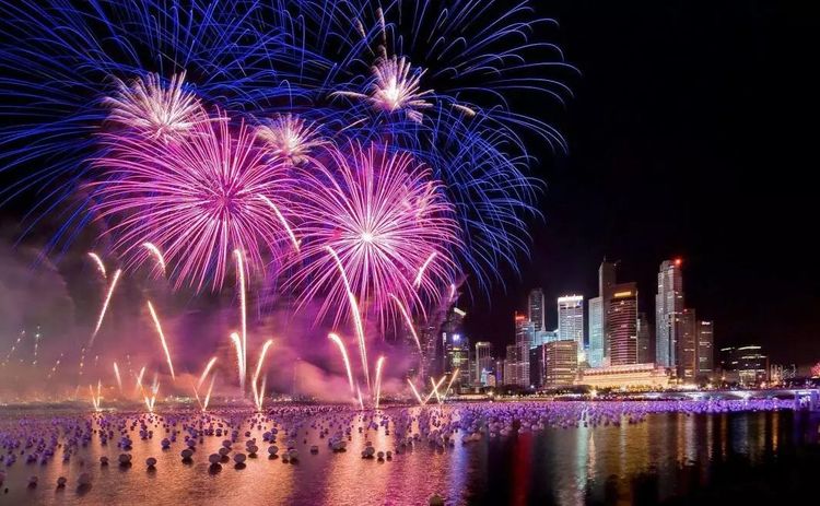 成都封城最新消息，精准防控下的原则居家，城市静默中守护烟火气