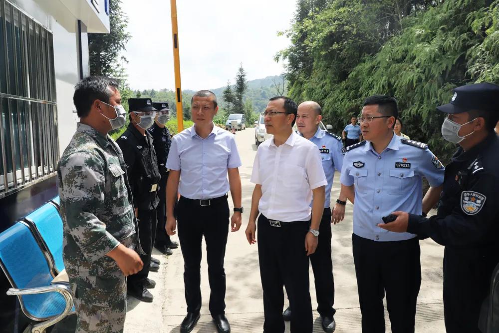 北京新冠肺炎感染者的抗疫纪实，坚韧与希望