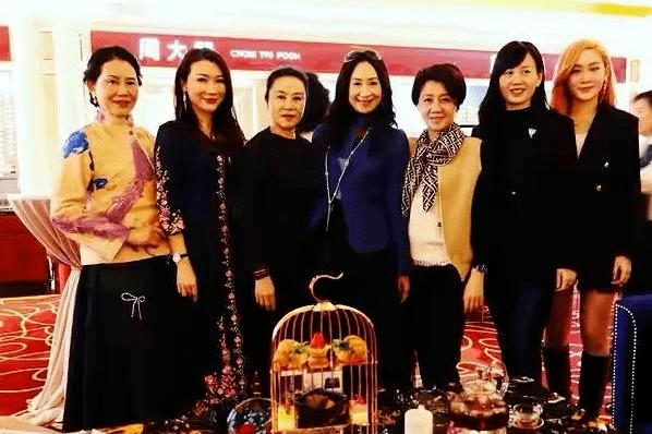 钟南山孙儿女，光环下的平凡人生与家族传承