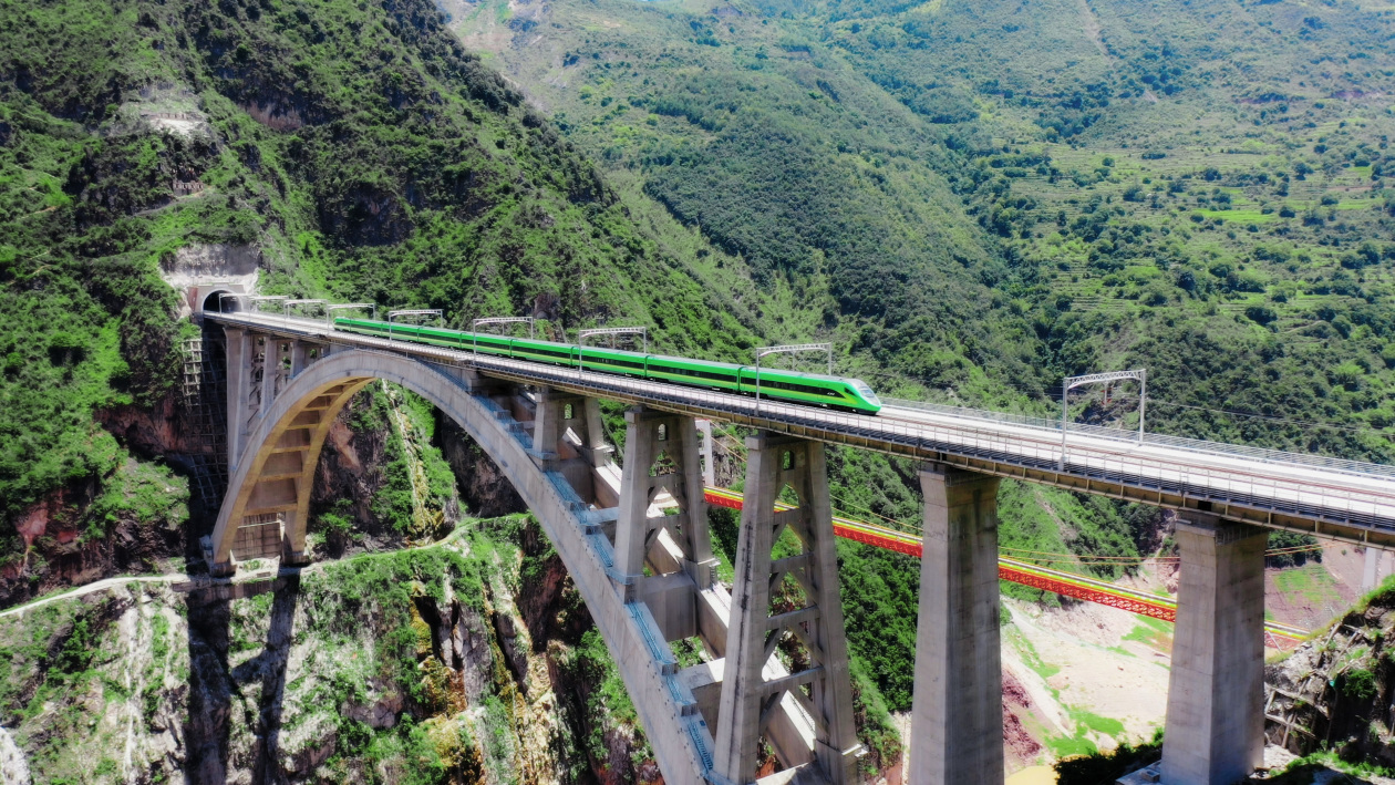 瑞丽市是哪个省的？探秘云南边陲的璀璨明珠