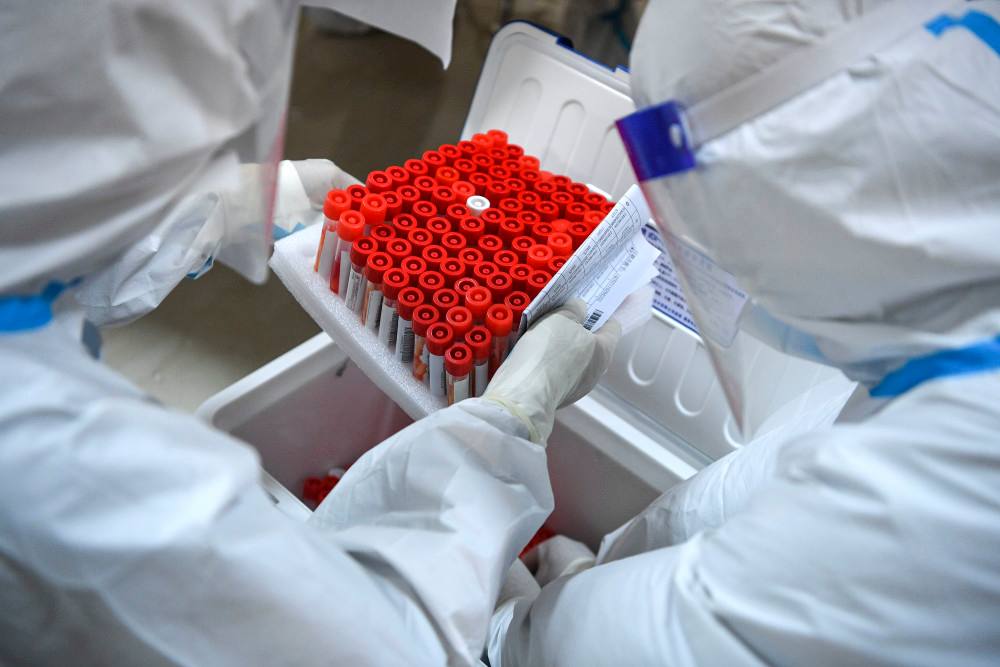 专家释疑，阳性居家邻居感染风险大吗？科学解读与防护指南